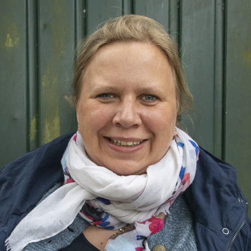 Julia Schmid, Lehrerin